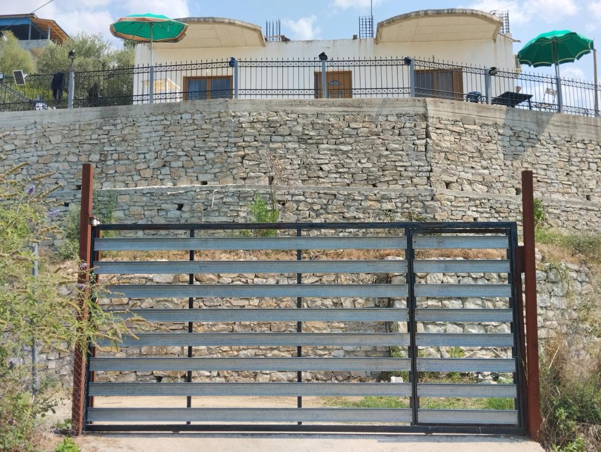 Casa Dhuli Борш